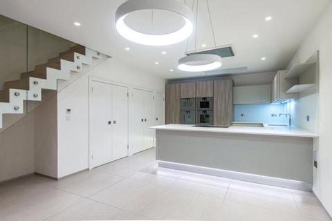 2a Willoughby Road, London, NW3 1SA