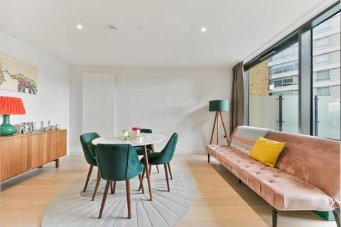 1 bedroom apartment for sale, Mercier Court, Royal Wharf, London E16