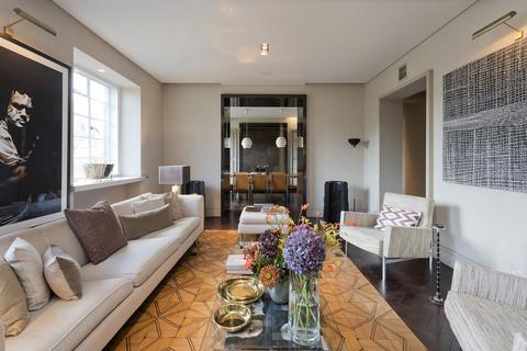 4 bedroom flat to rent, Albion Gate, Hyde Park Place, London, W2