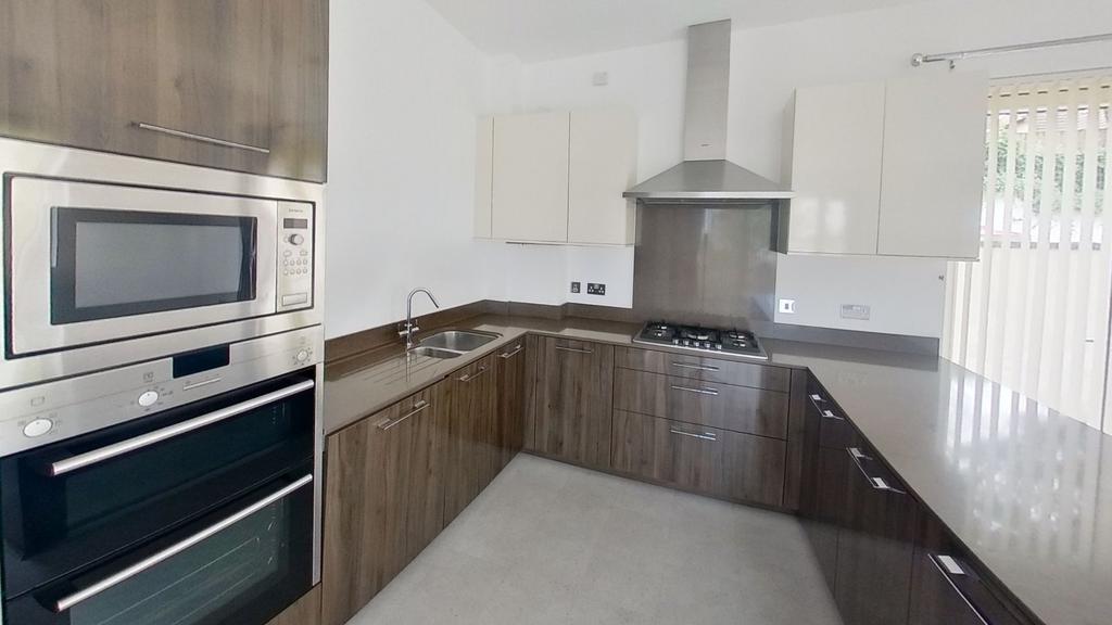 Apartment in Aberdeen - View 2