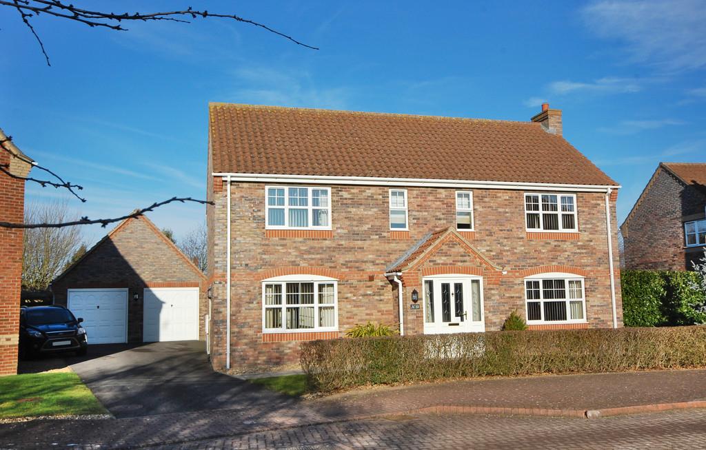 Pleasance Way, Manby LN11 8HJ 4 bed detached house for sale £370,000
