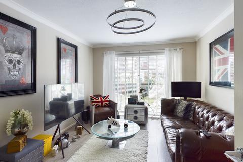 2 bedroom ground floor flat for sale - Aldenham Road , Guisborough