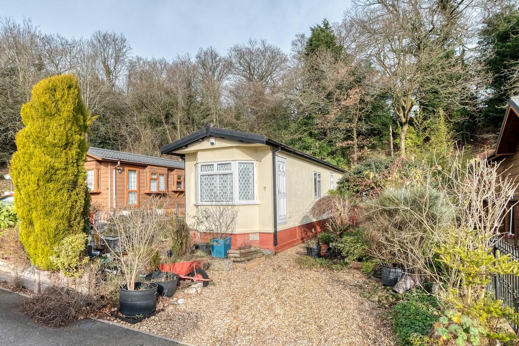 Linthurst Newtown, Blackwell... 2 bed mobile home £120,000
