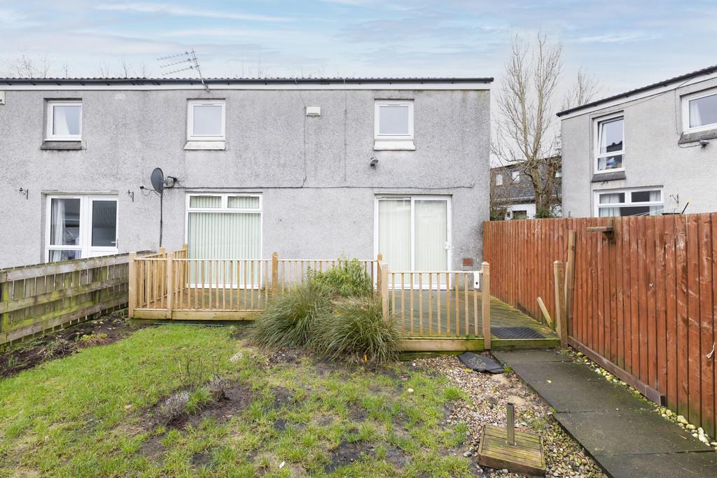 Roadside, Cumbernauld, Glasgow 3 bed semidetached house £105,000