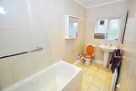 3 bedroom flat to rent - Greystoke Avenue, Sandyford, Newcastle Upon Tyne