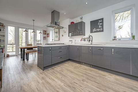 1 Tickners Way, Coulsdon, CR5 3GG