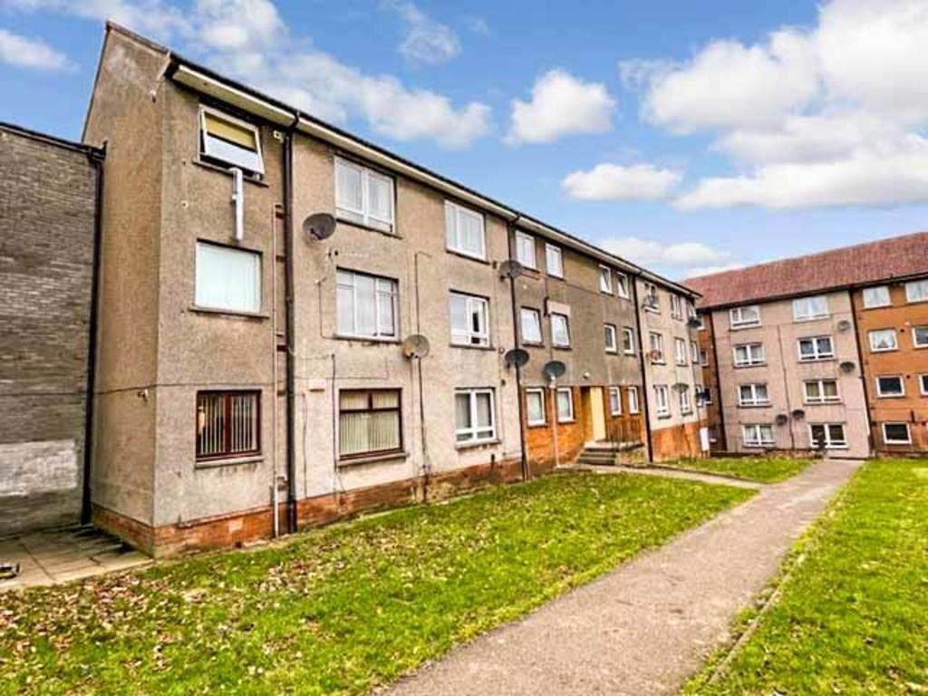 Charleston Drive, Menzieshill, Dundee 1 bed ground floor flat £62,000