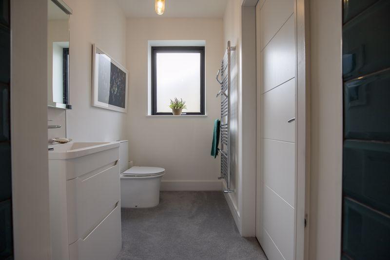 Bedroom 2 En-suite