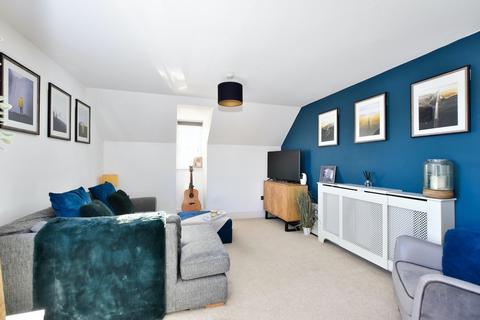 2 bedroom apartment for sale, Grange Road, Gerrards Cross SL9