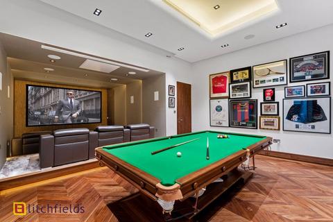 6 bedroom detached house to rent, The Bishops Avenue, Hampstead Garden Suburb, N2