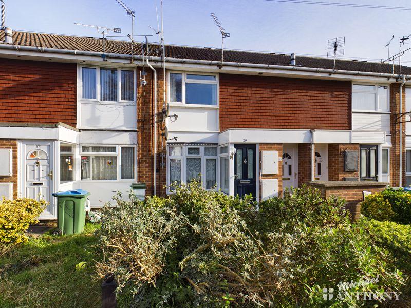 Upper Abbotts Hill, Aylesbury 1 bed maisonette - £180,000