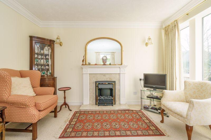 Kings End, Bicester 2 bed retirement property £290,000