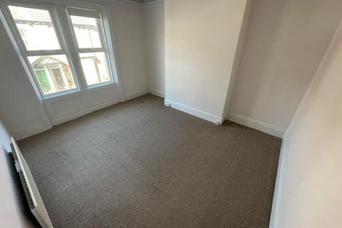 3 bedroom flat to rent, Croydon Road, Newcastle upon Tyne, NE4