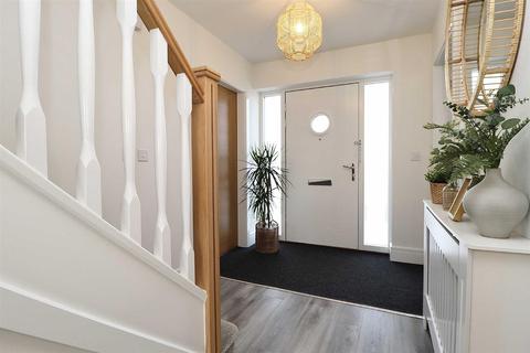 10 James Lloyd Drive, Stamford Bridge, York, YO41 1FF