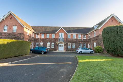 16 Frythe Close, Kenilworth, CV8 2SY