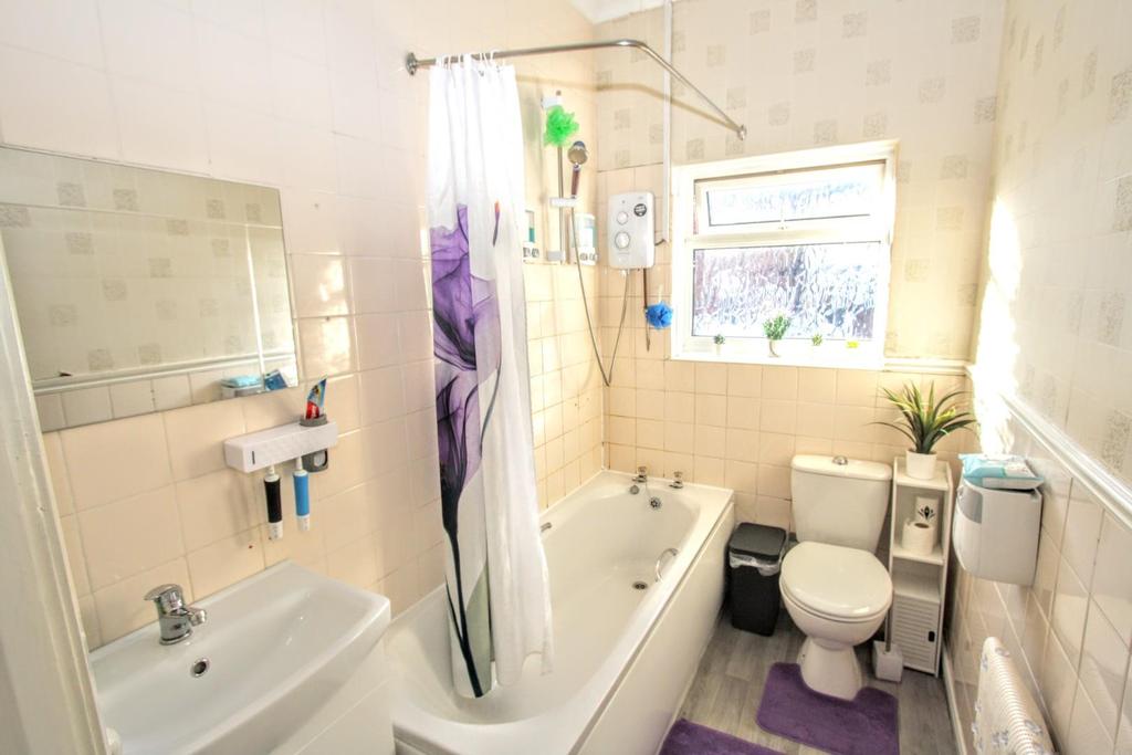 Bathroom/w.c.