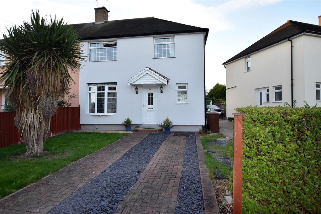 Stirling Grove, Clifton, Nottingham 3 bed semidetached house £195,000