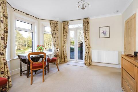 1 Ayleswade Road, Harnham, Salisbury, SP2 8DW
