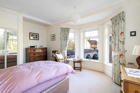 1 Ayleswade Road, Harnham, Salisbury, SP2 8DW