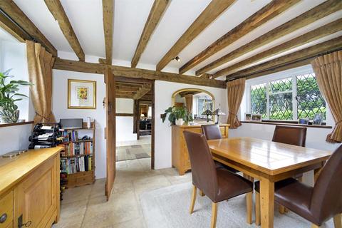 Cyder Cottage, 9 Pilgrims Way, Guildford, GU4 8AD