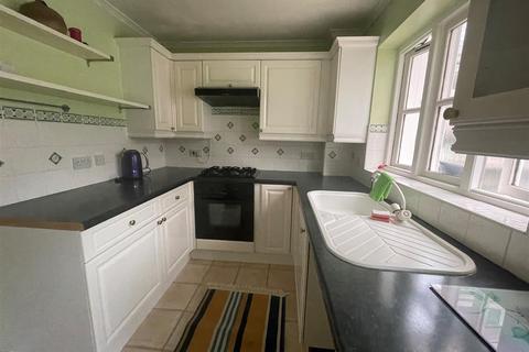 58 Clos Cilsaig, Dafen, Llanelli, SA14 8QU