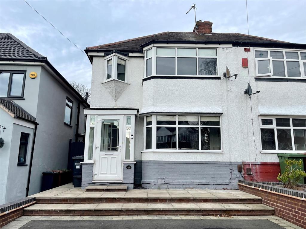 Pierce Avenue, Olton, Solihull 3 bed semidetached house £299,950