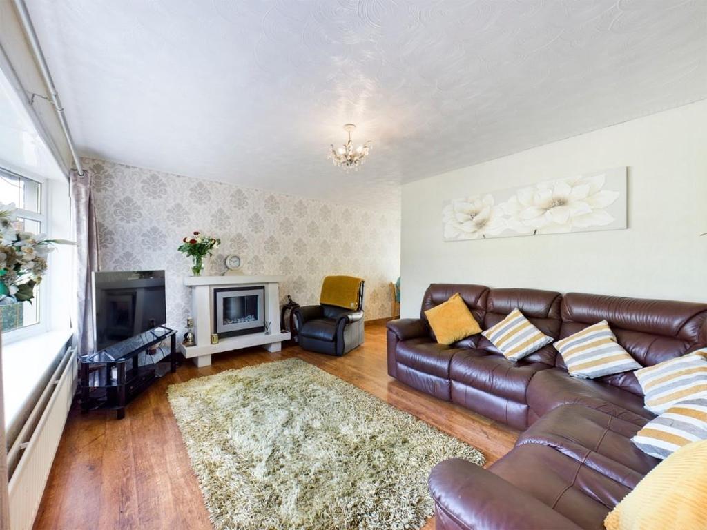 Argyle Road, Walsall 3 bed semidetached house £275,000