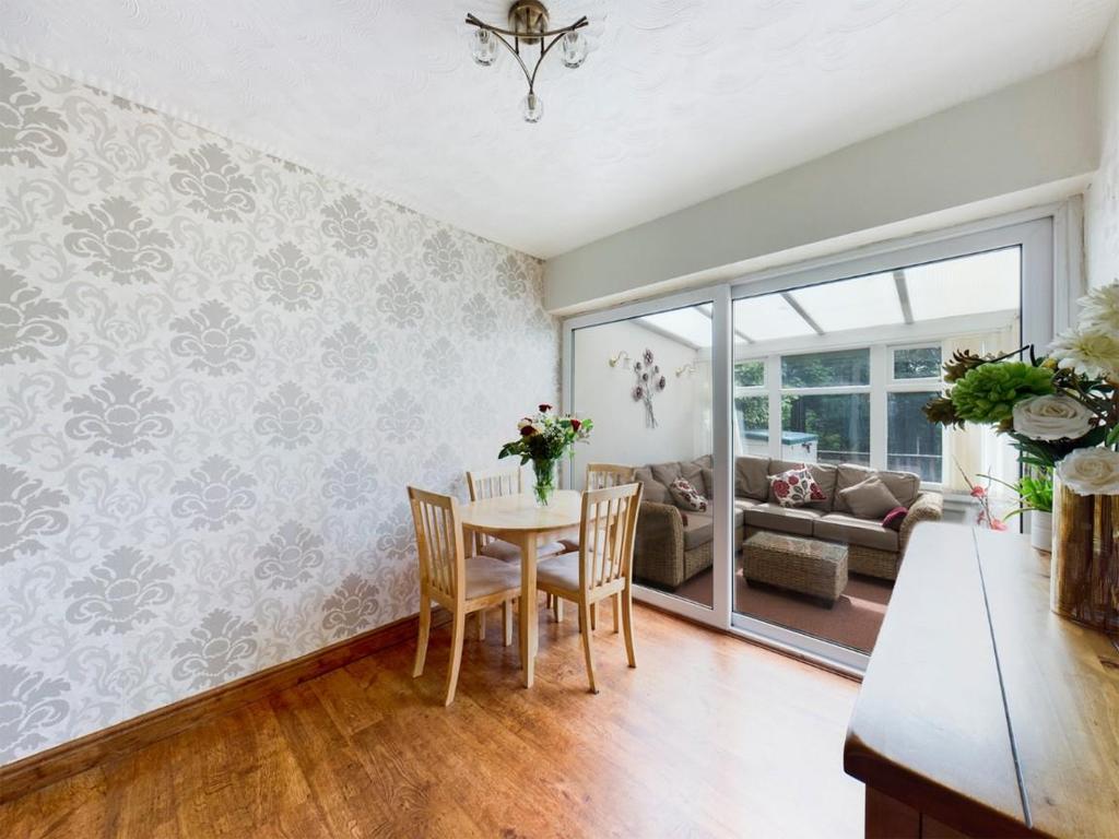 Argyle Road, Walsall 3 bed semidetached house £275,000