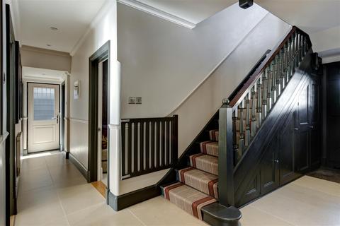 66 Southway, London, NW11 6SA