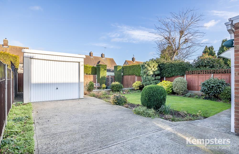 Rear Garden 2.jpg