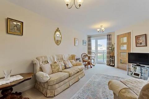 1 bedroom apartment for sale, Farringford Court, 1 Avenue Road, Lymington, Hampshire