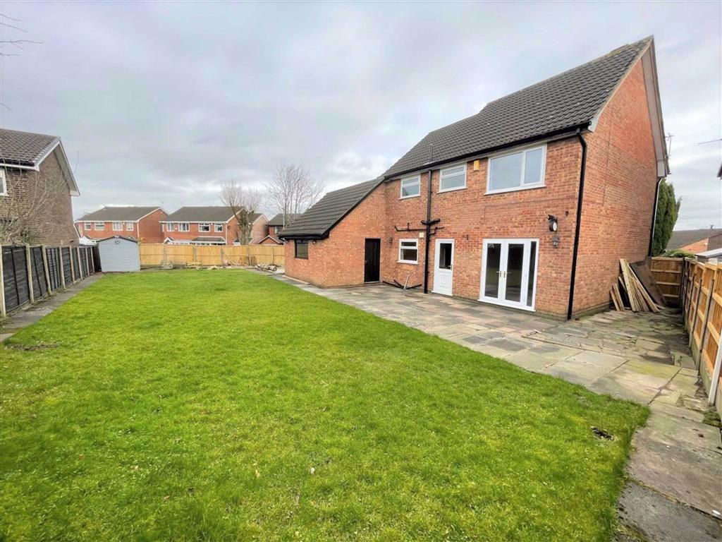 Lane Head Avenue, Lowton 4 bed detached house £350,000