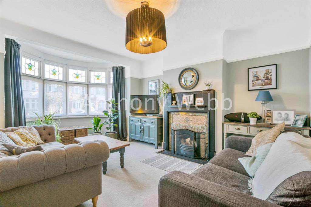 Madeira Road, Palmers Green N13 3 bed semidetached house £750,000