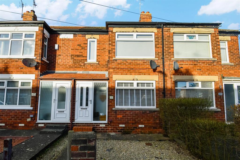 Bromwich Road, Willerby, 2 bed terraced house £140,000
