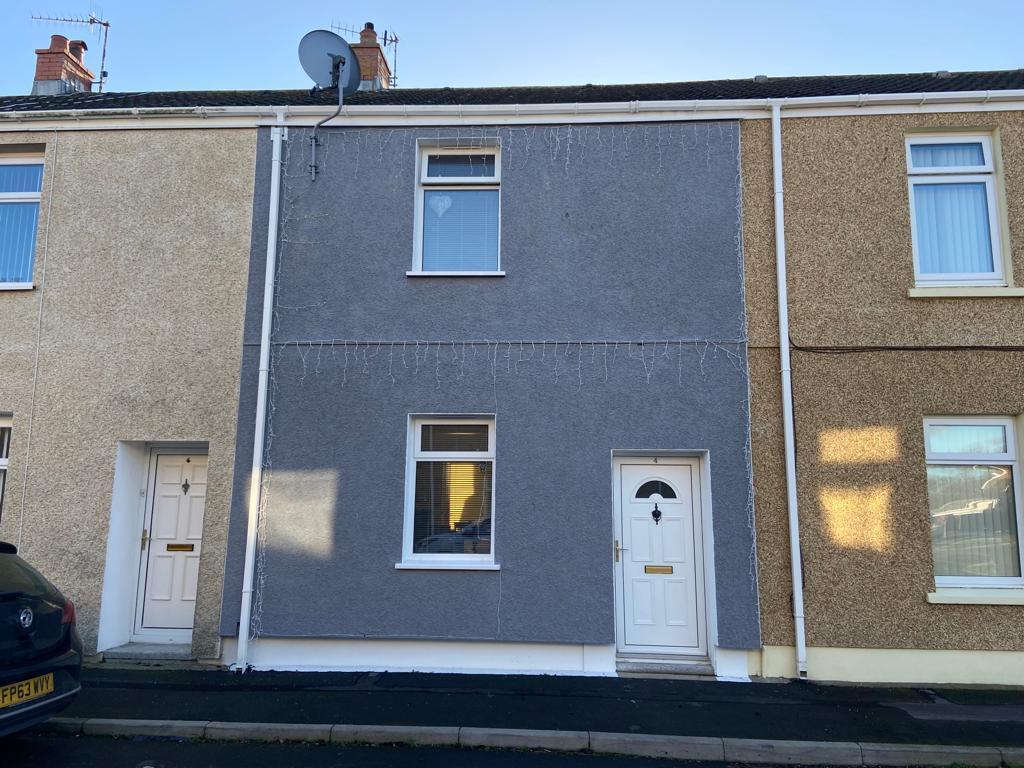 Caroline Street, Llanelli 2 bed terraced house £112,500