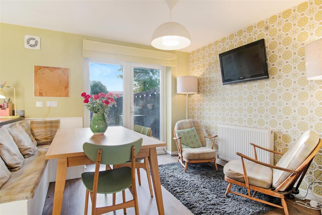 Kithcen/dining room