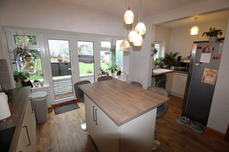 Dennis Hall Road, Stourbridge 3 bed semidetached house £239,950