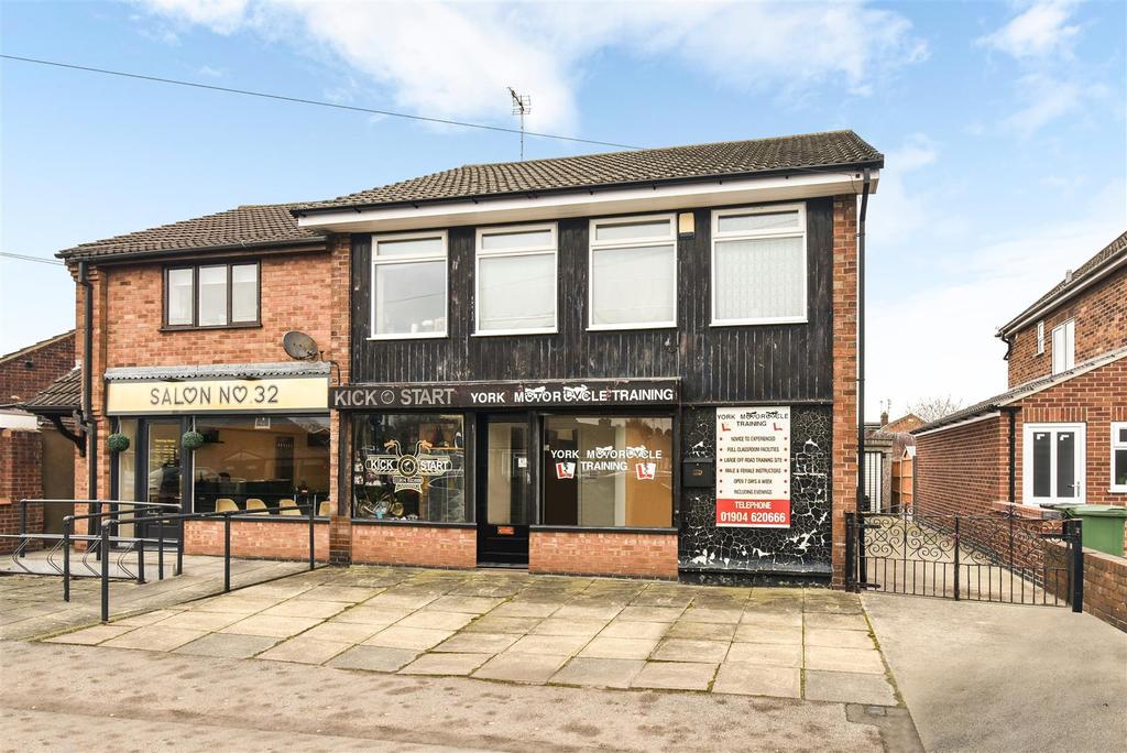 Eastholme Drive, Rawcliffe 2 bed house £300,000