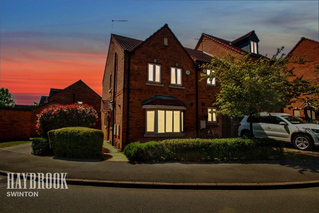 Parkgate, Goldthorpe 3 bed townhouse £130,000