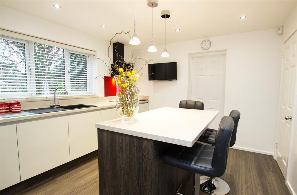 The Pastures, Blackburn, BB2 7QR 4 bed detached house £400,000
