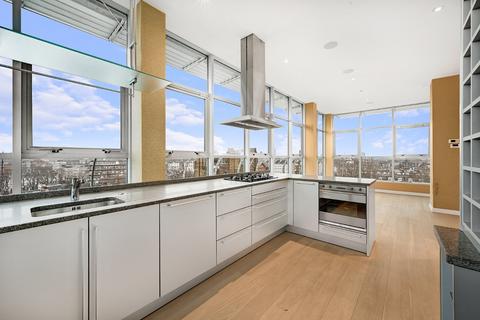 4 bedroom penthouse to rent, Roland Gardens, London