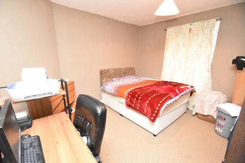 37 Alness Crescent, Glasgow, G52 1PJ