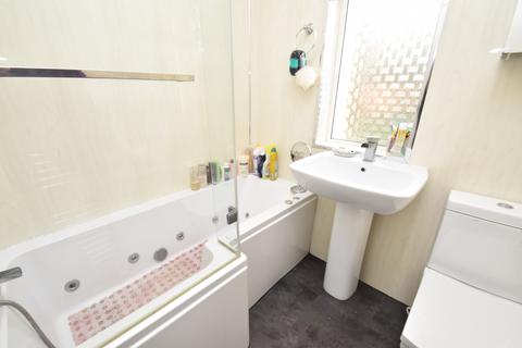 37 Alness Crescent, Glasgow, G52 1PJ