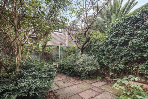84 Cyprus Street, London, E2 0NN