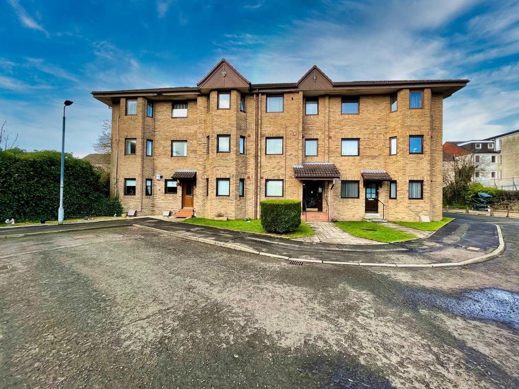 1/2, 7 Kirkland Grove, Johnstone 2 bed apartment £75,000