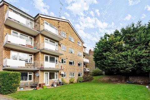 5, Mount Court Crescent Road, Kingston Upon Thames, KT2 7RQ