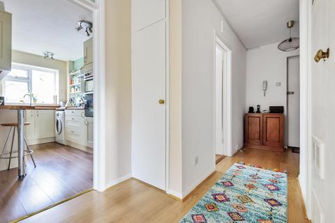 5, Mount Court Crescent Road, Kingston Upon Thames, KT2 7RQ