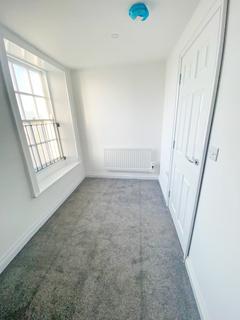 2 bedroom apartment to rent - London Road, Long Sutton