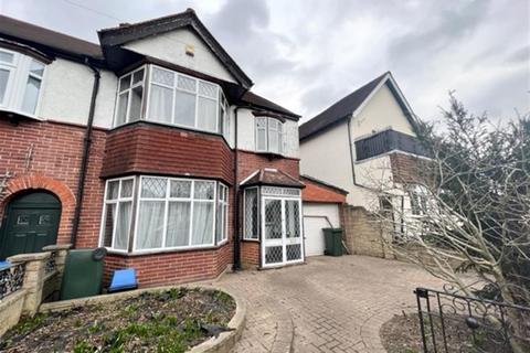 132 Hounslow Road, Twickenham, TW2 7HB