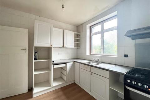 132 Hounslow Road, Twickenham, TW2 7HB